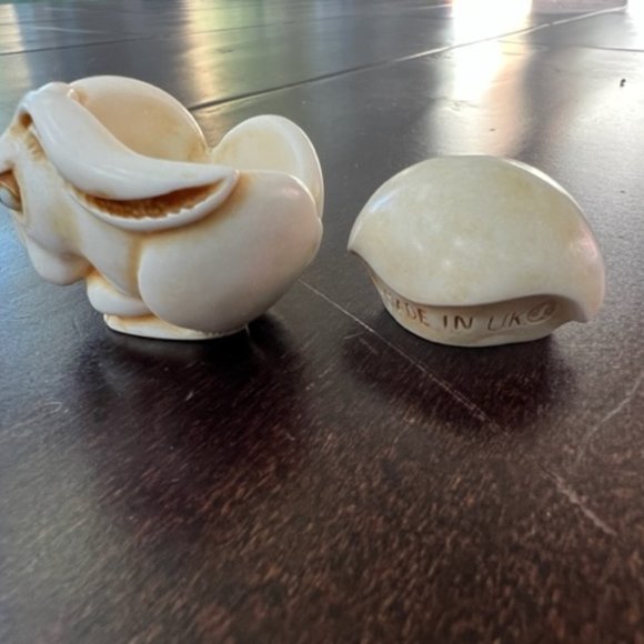 Fergie Harmony Kingdom Bunny Rabbit Trinket Box by artist Adam Binder - Picture 4 of 13